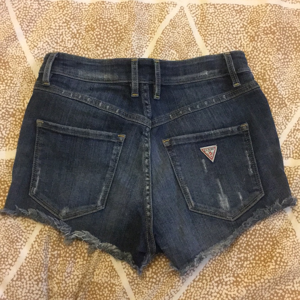 🌻 3 for $20 NWOT ✨ Guess High Rise Denim Shorts
